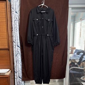SHEIN Classic Black Button-Up Jumpsuit